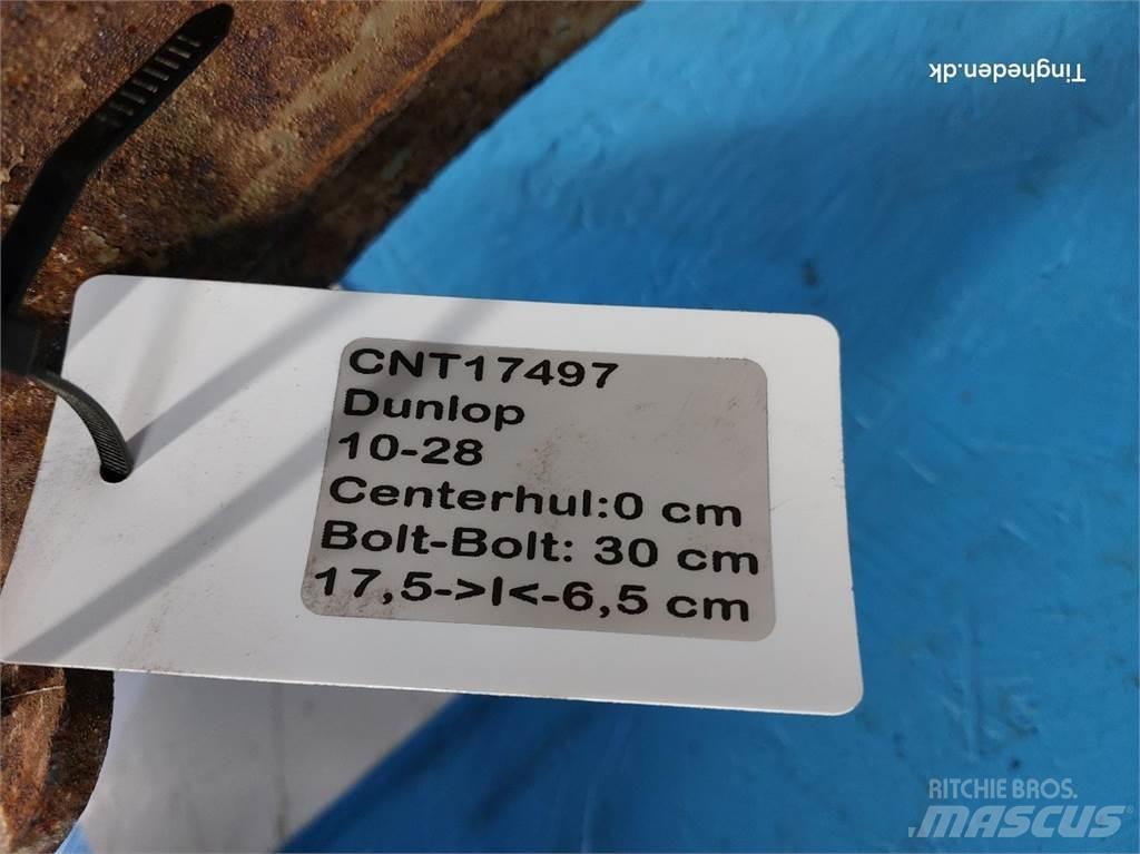 Dunlop 28 10-28 Tires, wheels and rims