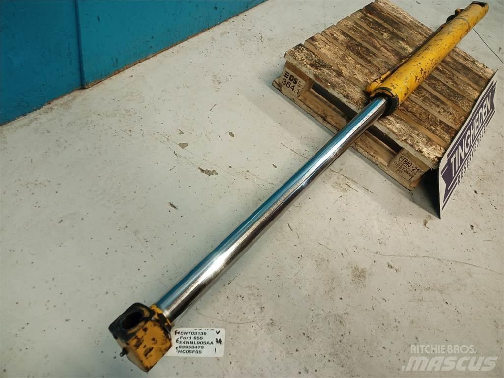 Ford 655 Booms and dippers