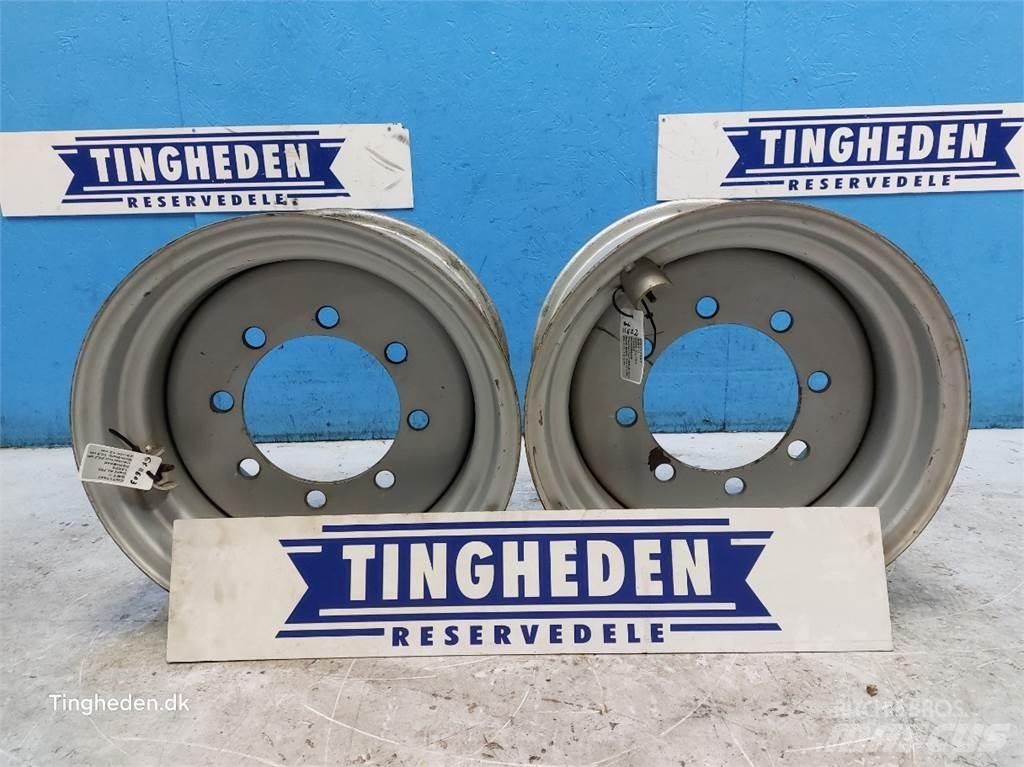 Gehl 20 13x20 Tires, wheels and rims