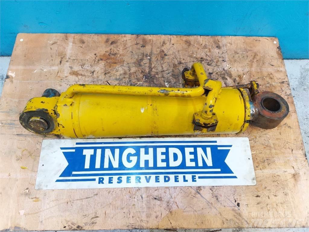  Hannonag 44C Booms and dippers