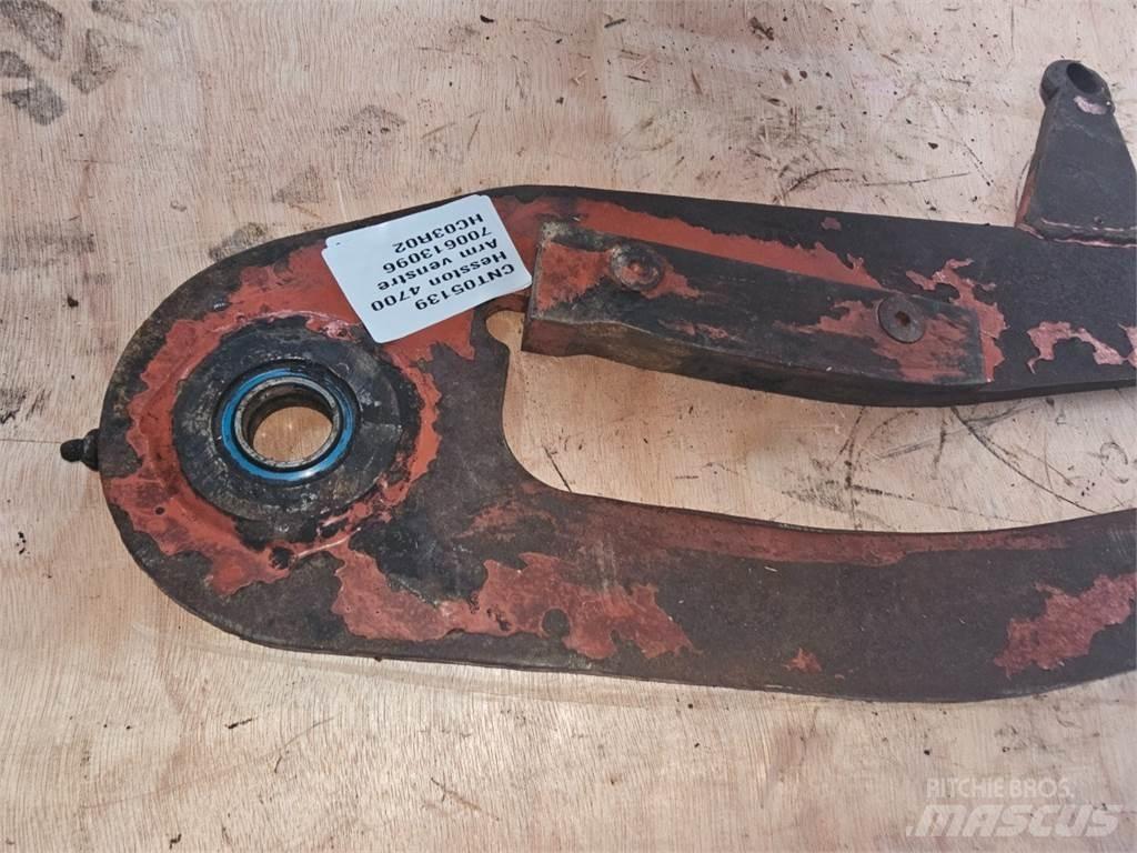 Hesston 4700 Farm Equipment - Others