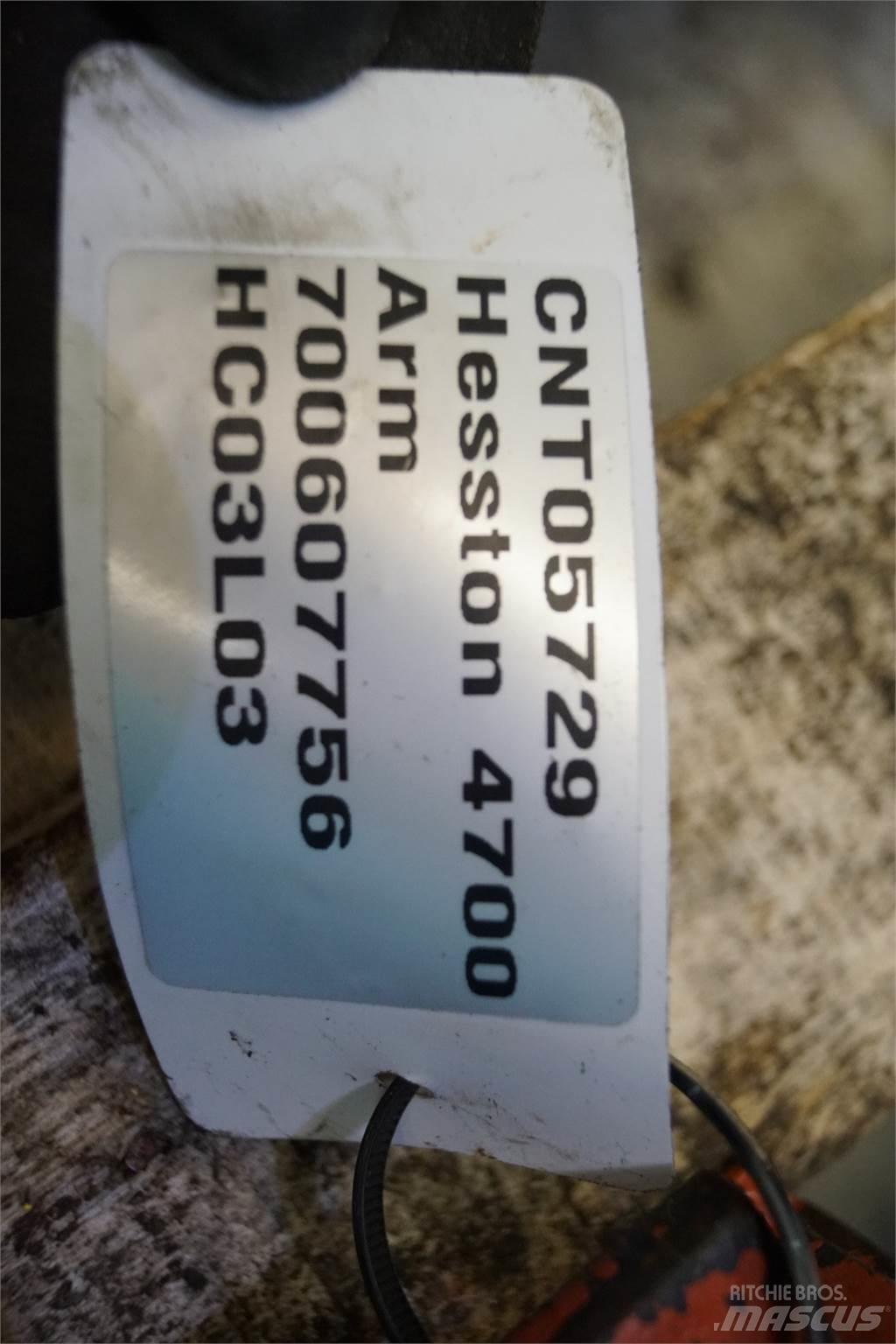 Hesston 4700 Farm Equipment - Others