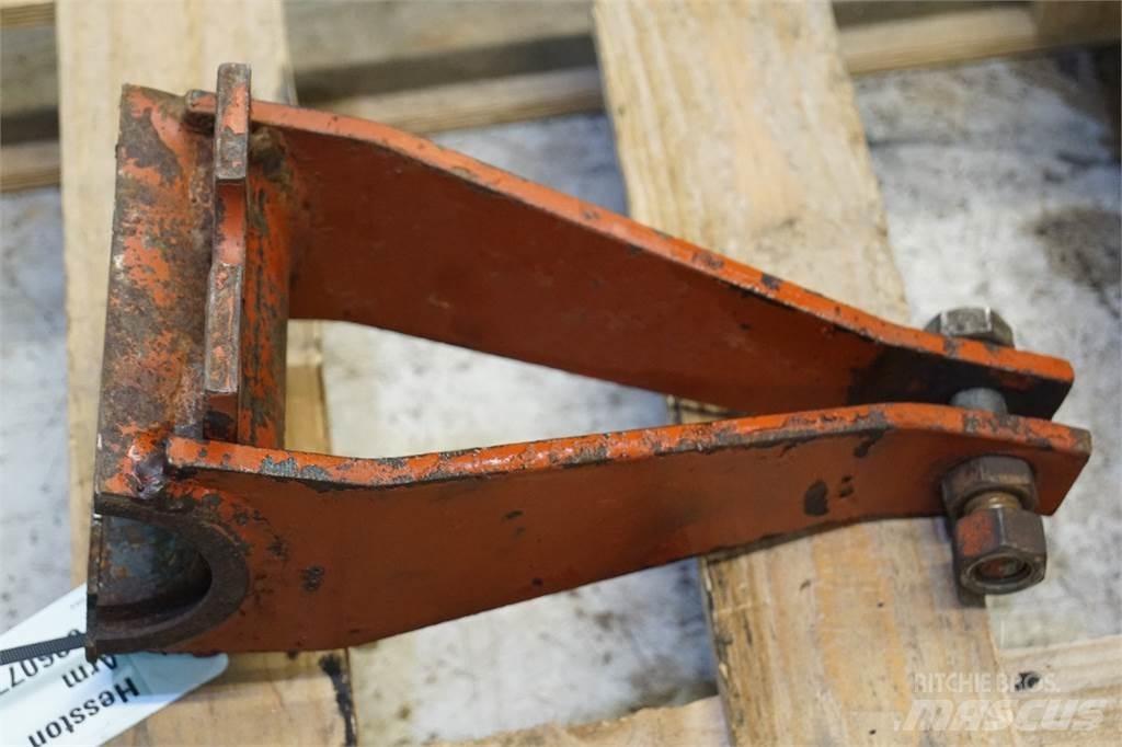 Hesston 4700 Farm Equipment - Others
