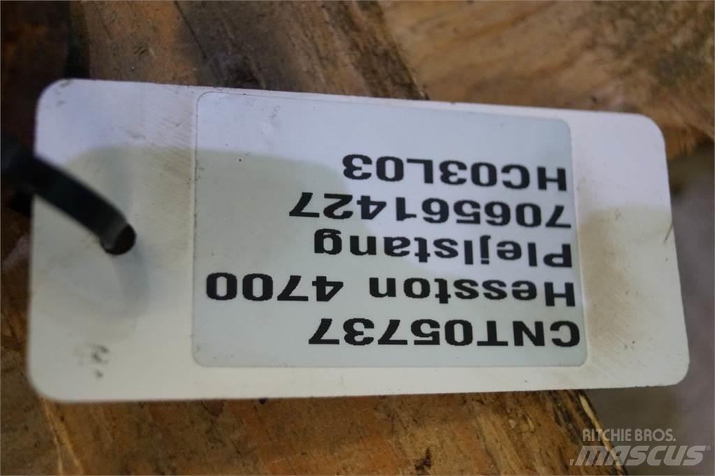 Hesston 4700 Farm Equipment - Others