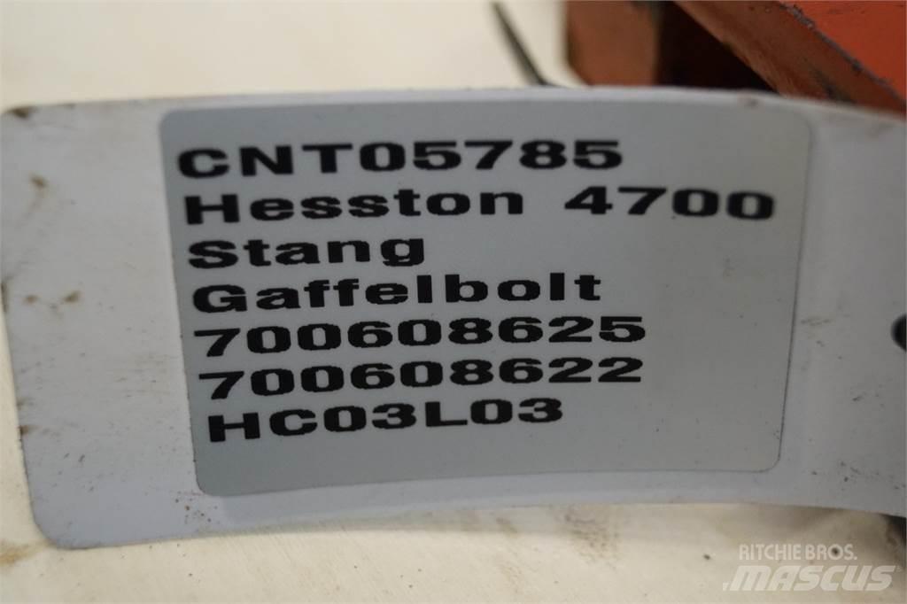 Hesston 4700 Farm Equipment - Others