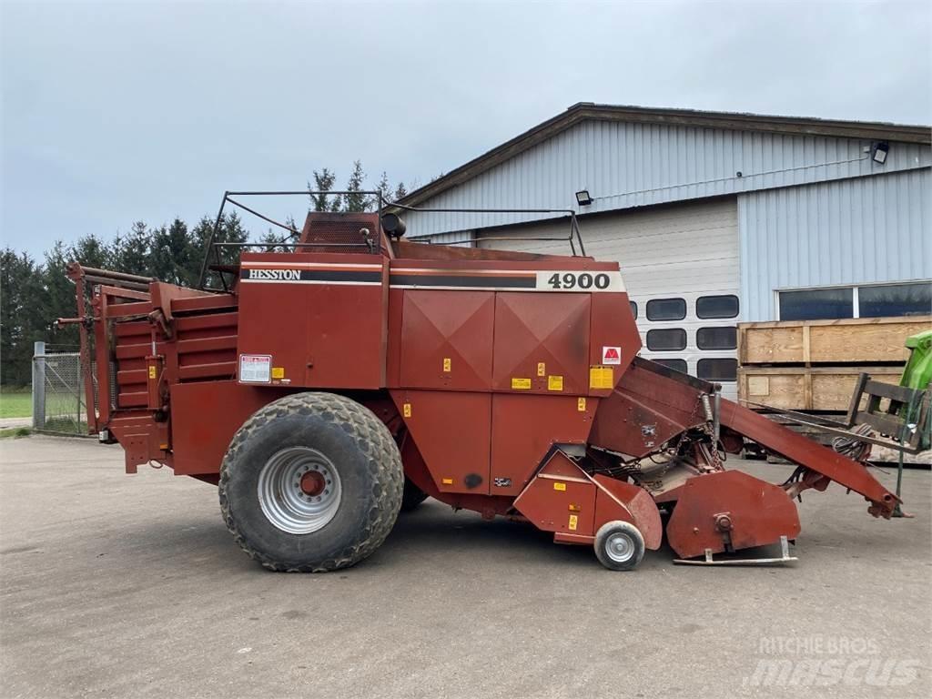 Hesston 4900 Square Balers