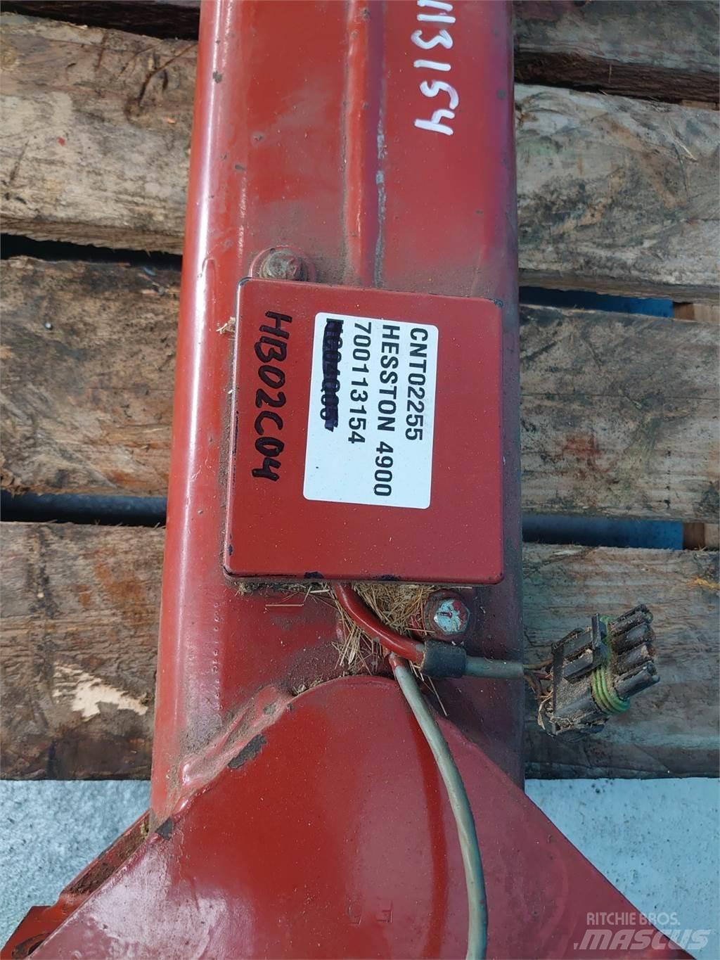 Hesston 4900 Other Forage Equipment