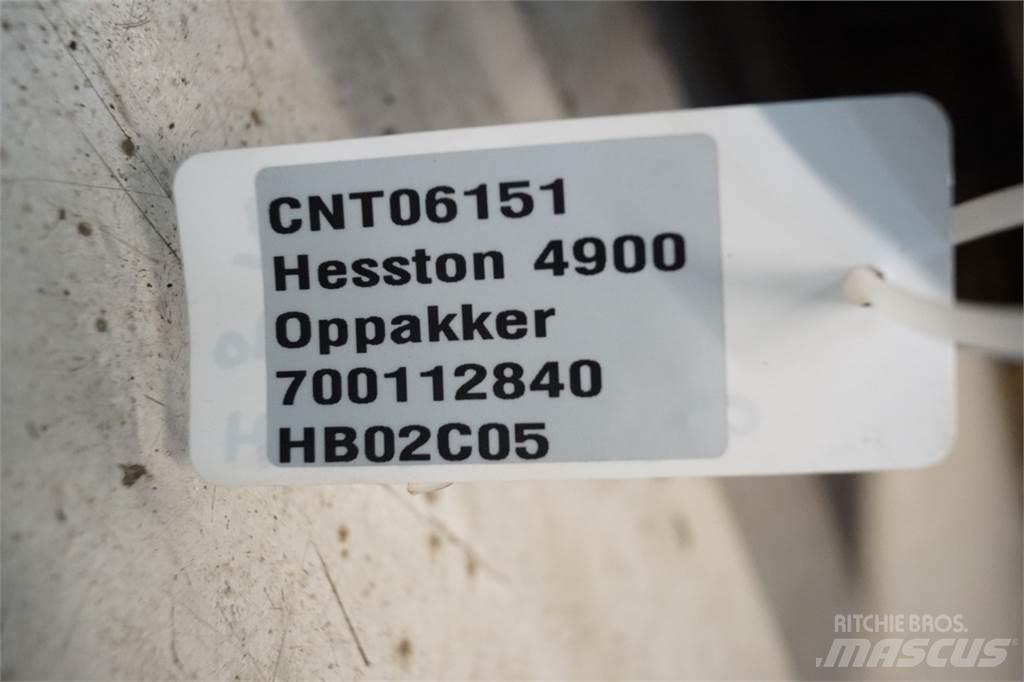 Hesston 4900 Farm Equipment - Others