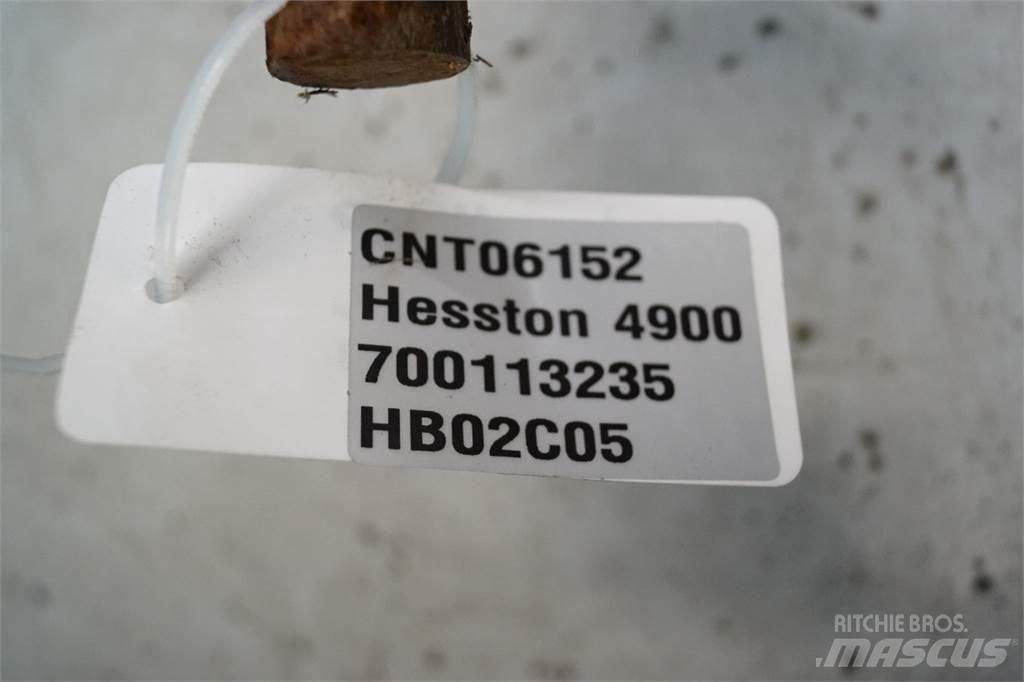 Hesston 4900 Farm Equipment - Others