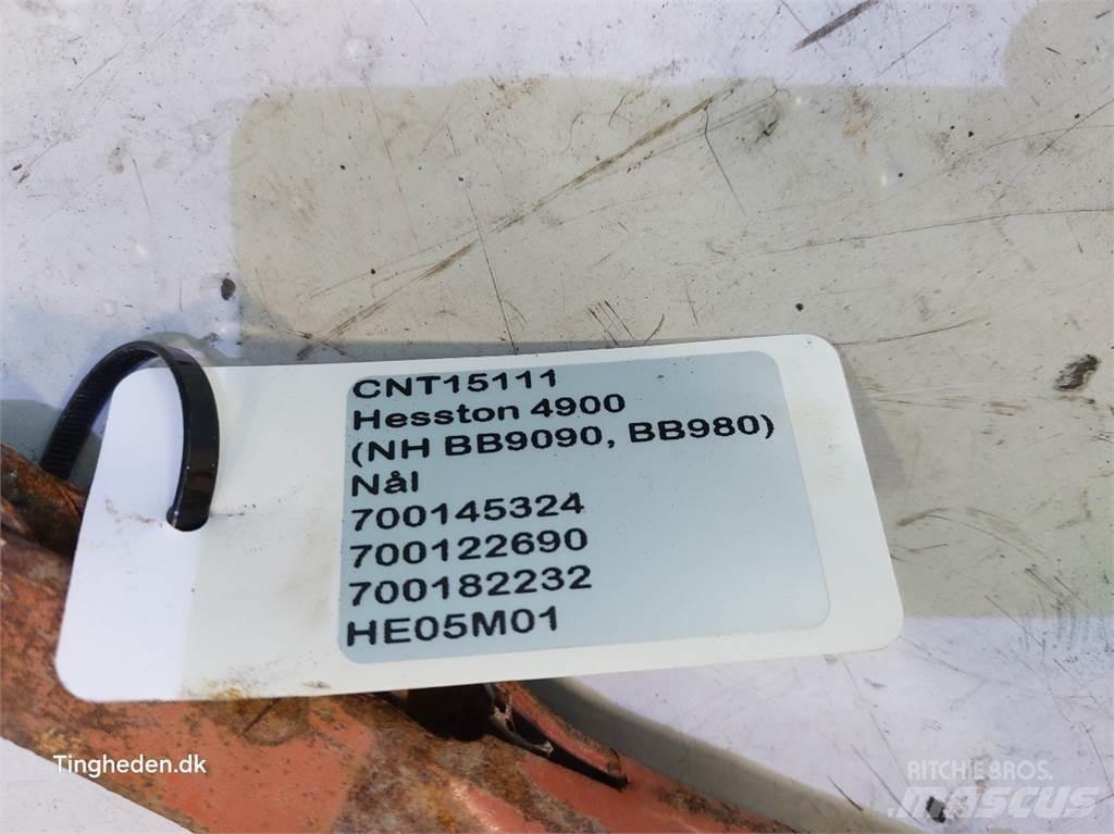 Hesston 4900 Farm Equipment - Others