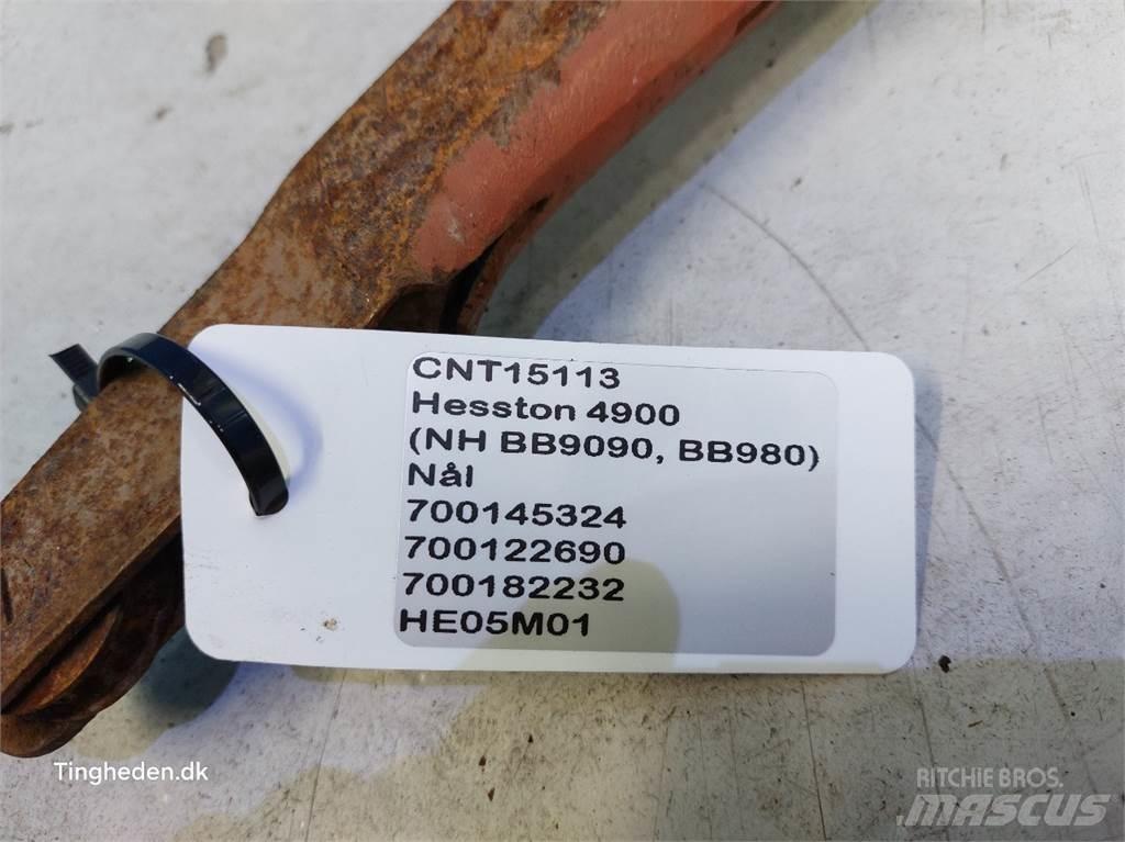 Hesston 4900 Farm Equipment - Others