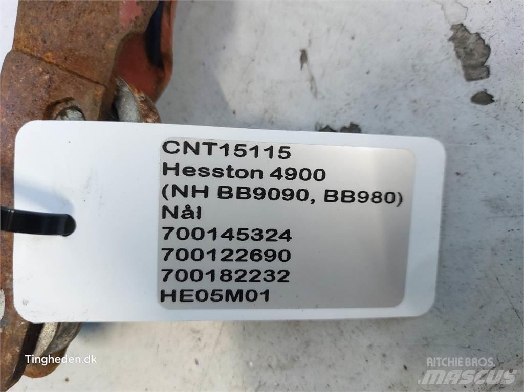 Hesston 4900 Farm Equipment - Others