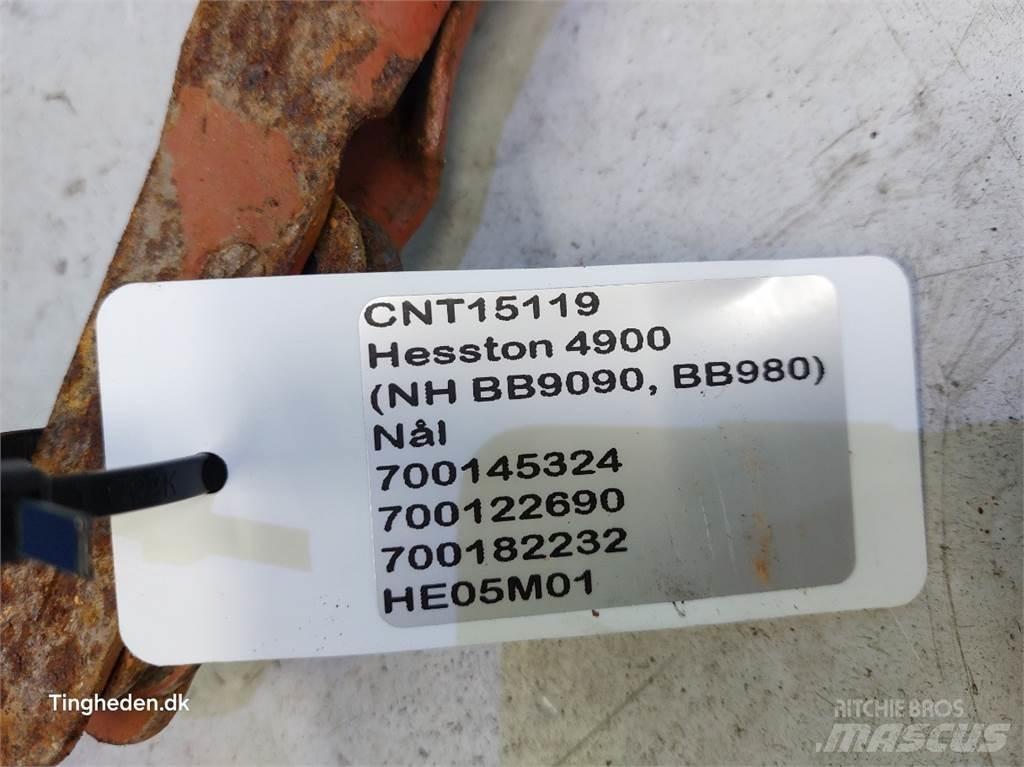 Hesston 4900 Farm Equipment - Others