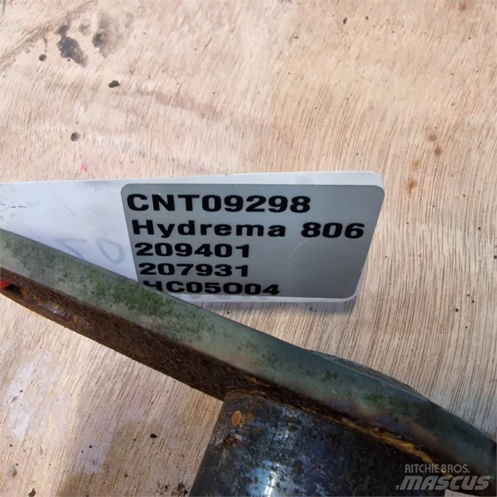 Hydrema 806 Booms and dippers