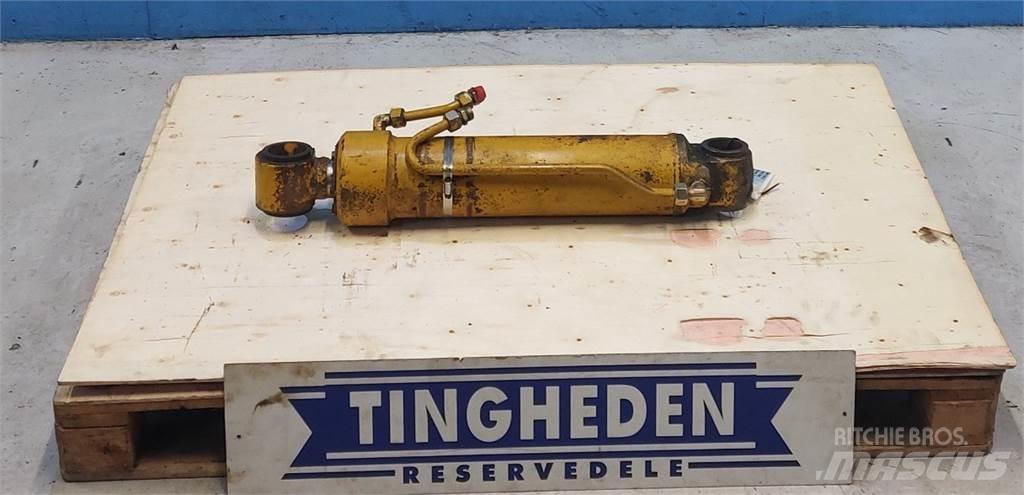 Hydrema 806 Booms and dippers