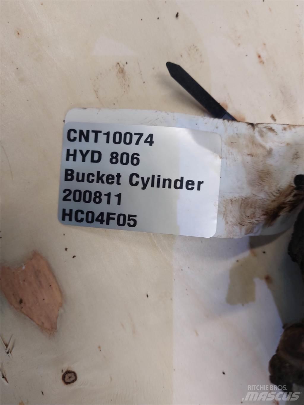 Hydrema 806 Booms and dippers