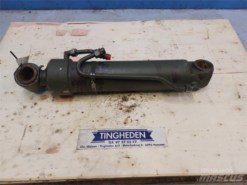 Hydrema 806 Booms and dippers