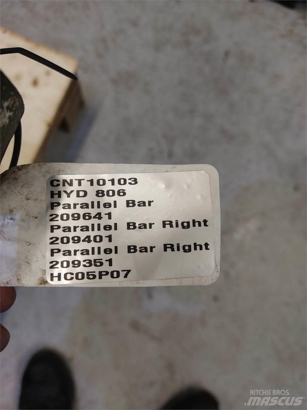 Hydrema 806 Booms and dippers