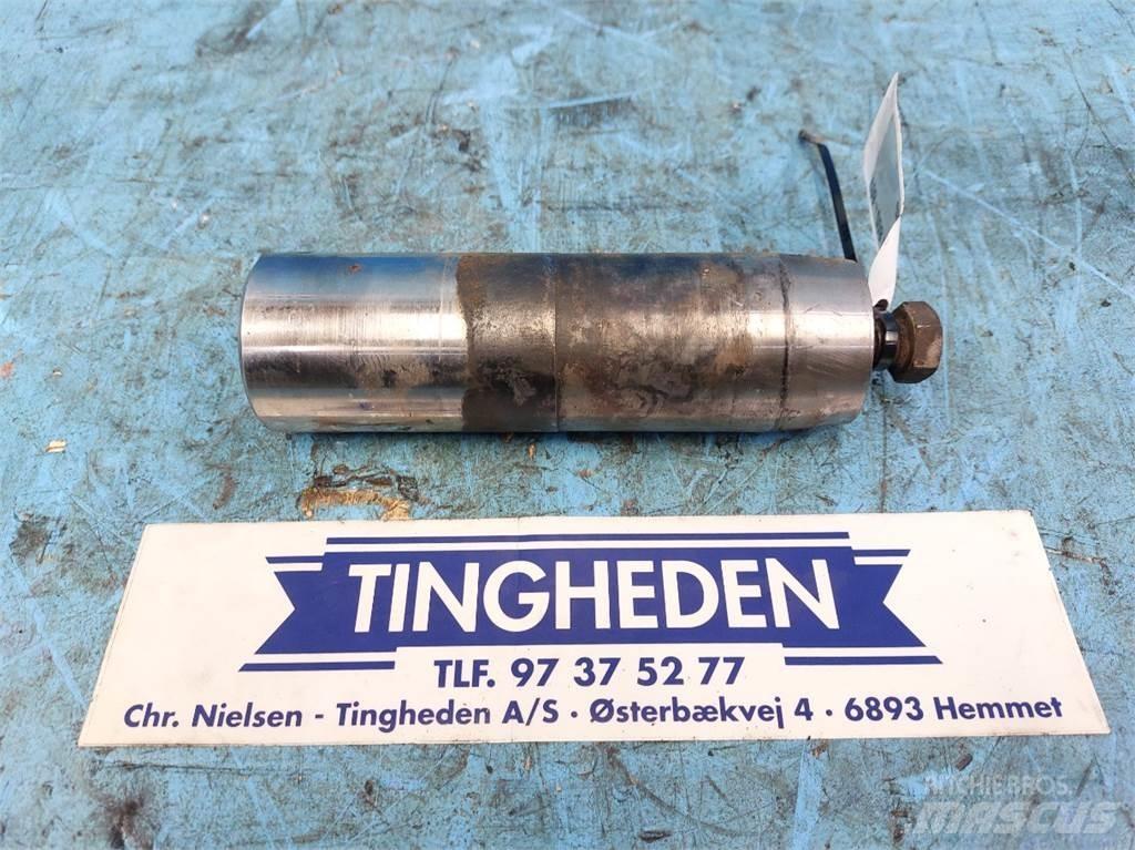Hydrema 806 Booms and dippers