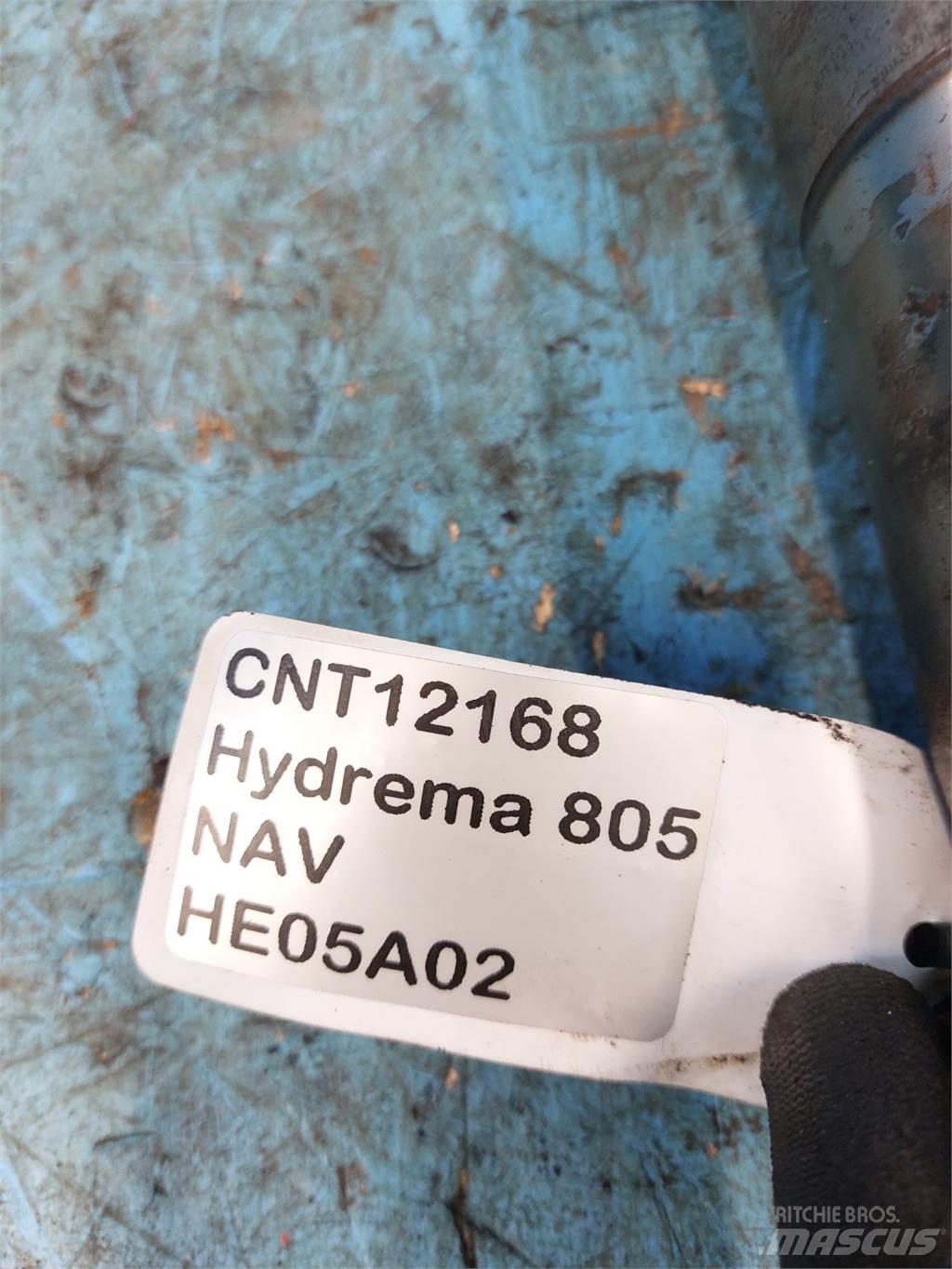 Hydrema 807 Booms and dippers