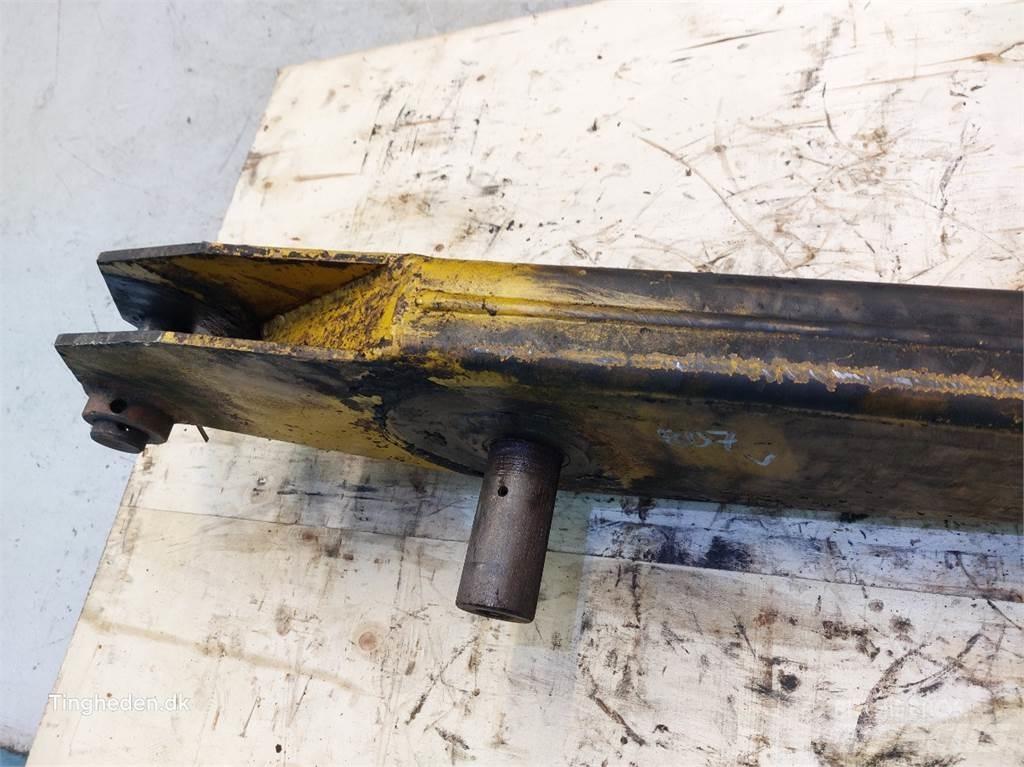 Hydrema 807 Booms and dippers
