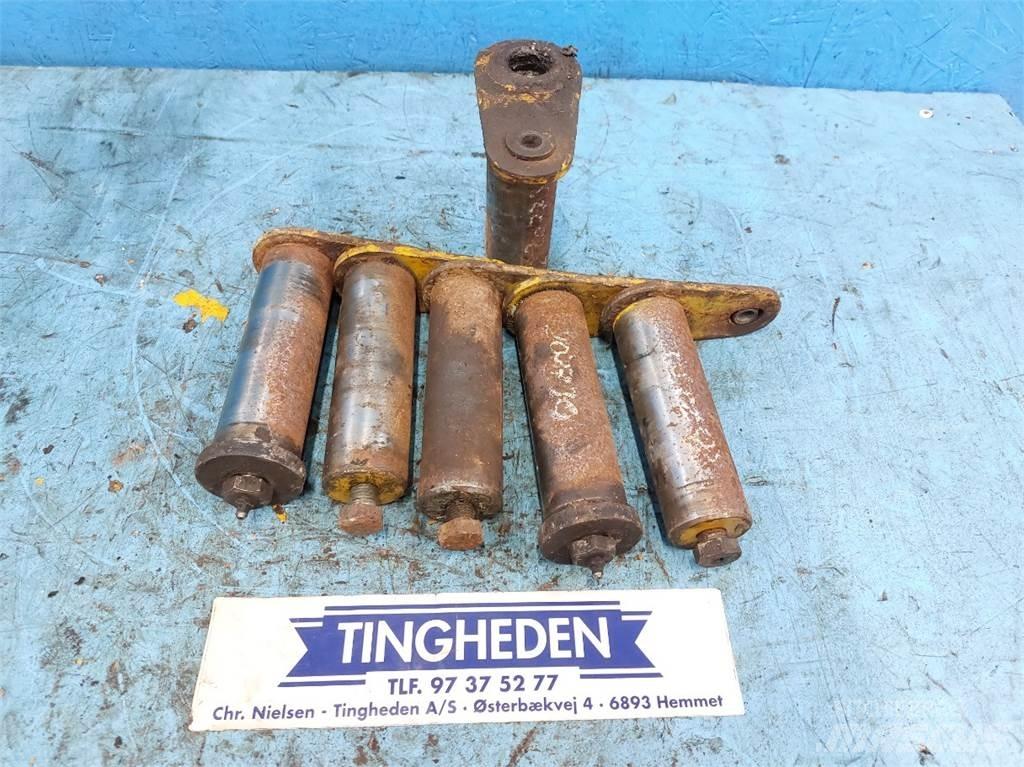 Hydrema 906 Booms and dippers