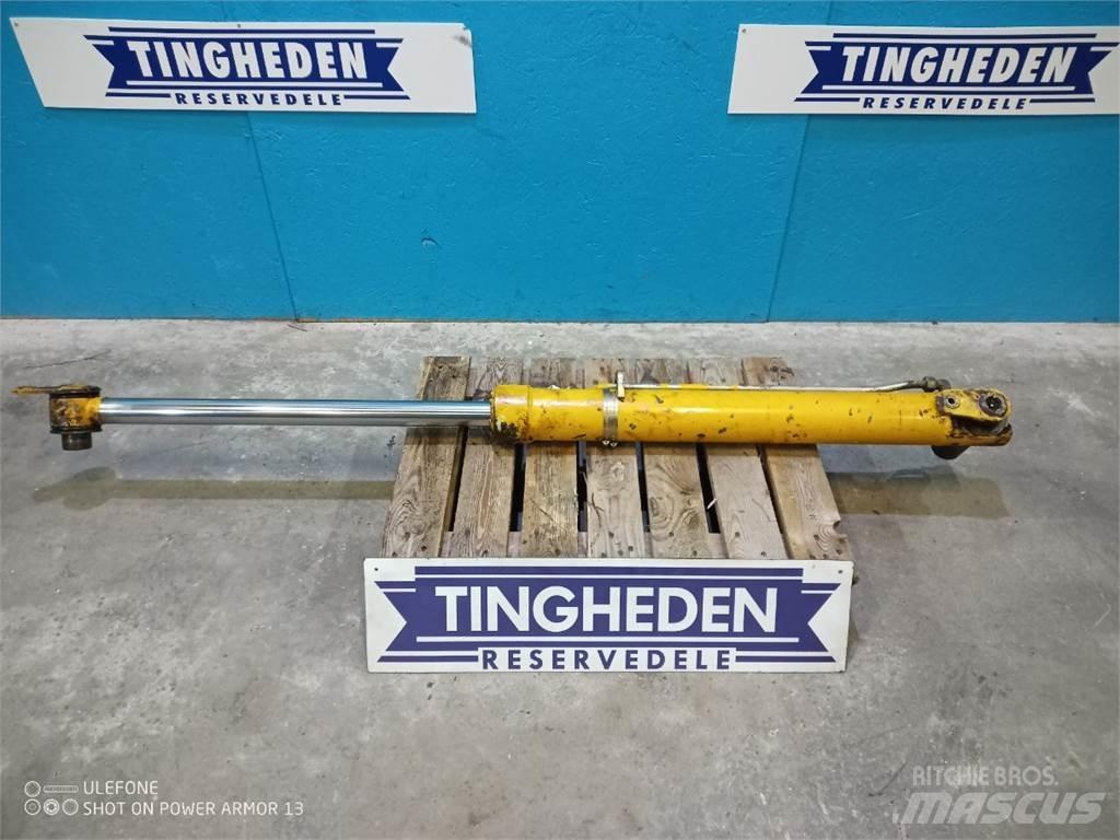 Hydrema 906B Booms and dippers