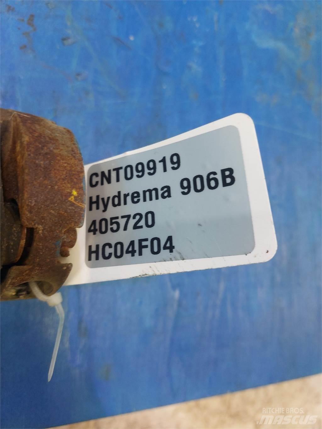 Hydrema 906B Forestry Cabin