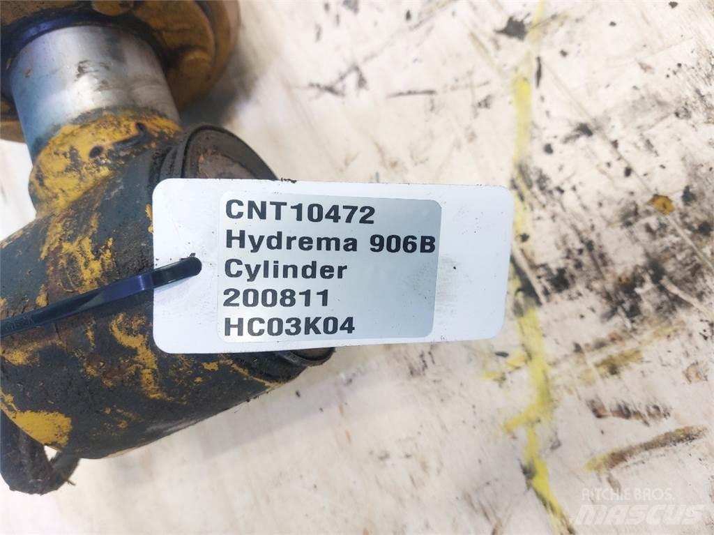 Hydrema 906B Booms and dippers