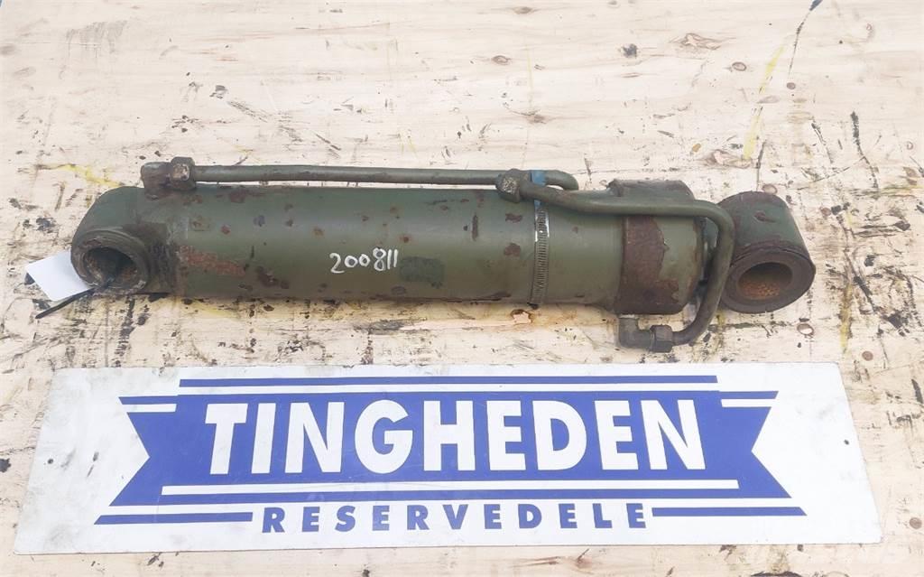 Hydrema 906B Booms and dippers