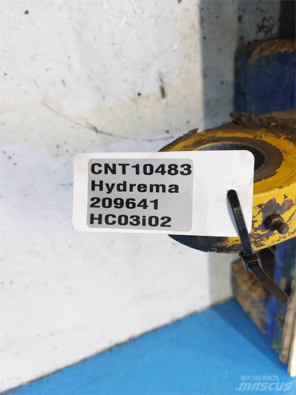 Hydrema 906B Booms and dippers