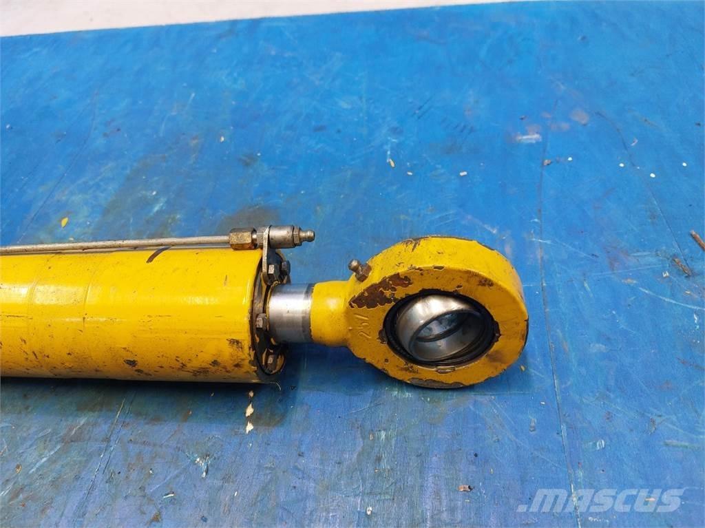 Hydrema 906B Axles