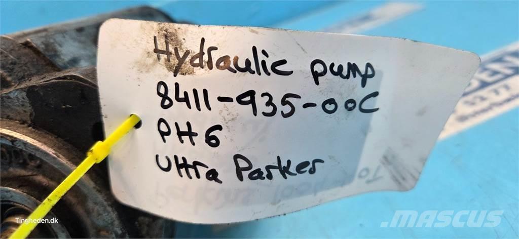 Hydrema 906B Hydraulics