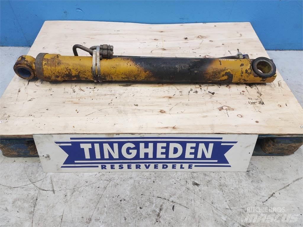Hydrema 906C Booms and dippers