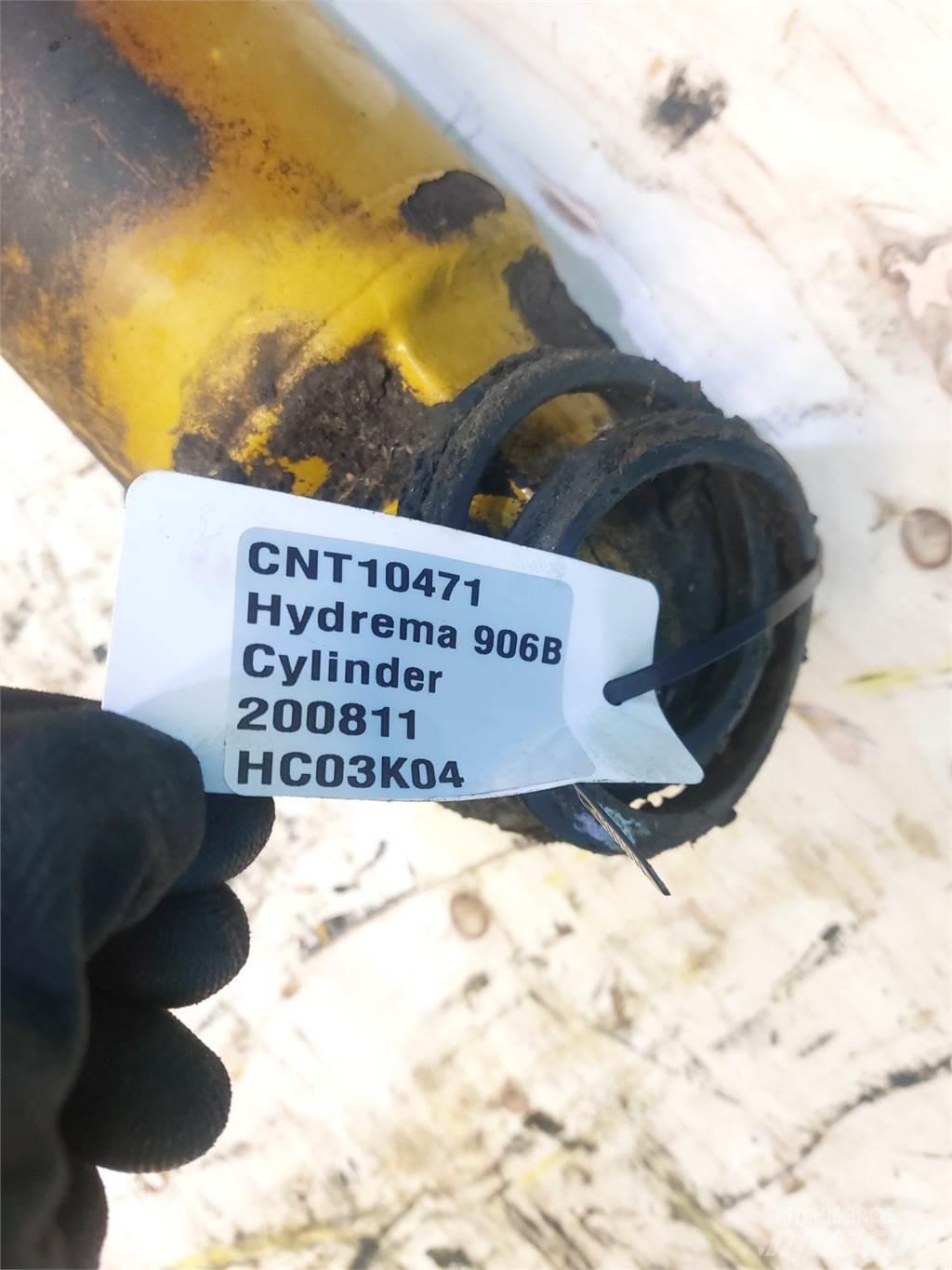 Hydrema 906C Booms and dippers