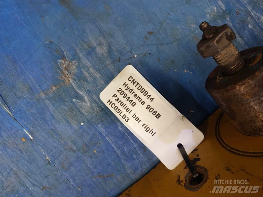 Hydrema 960B Booms and dippers
