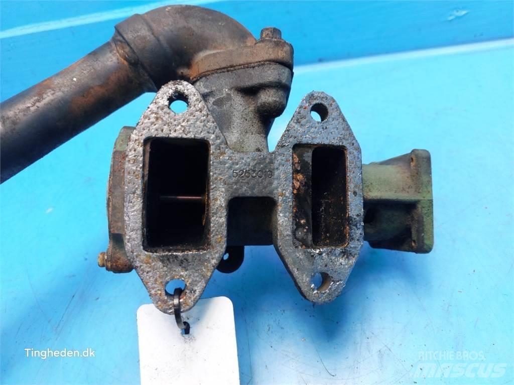 JCB 427 HL Engines