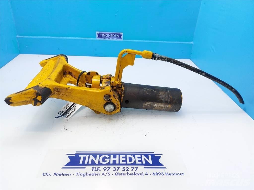 JCB 4CX Booms and dippers