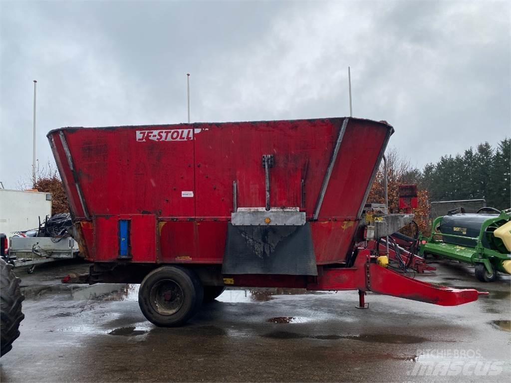 JF VM22 Mixer feeders