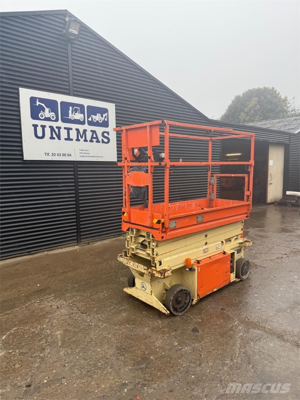 JLG 6RS Scissor Lifts