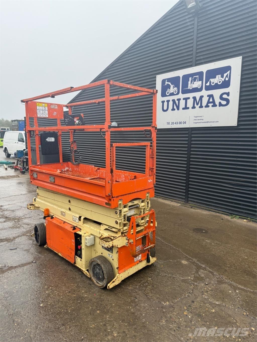 JLG 6RS Scissor Lifts