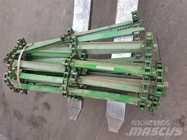 John Deere 1052 Combine Attachments