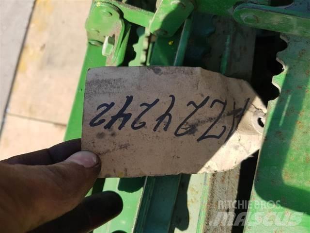 John Deere 1052 Combine Attachments
