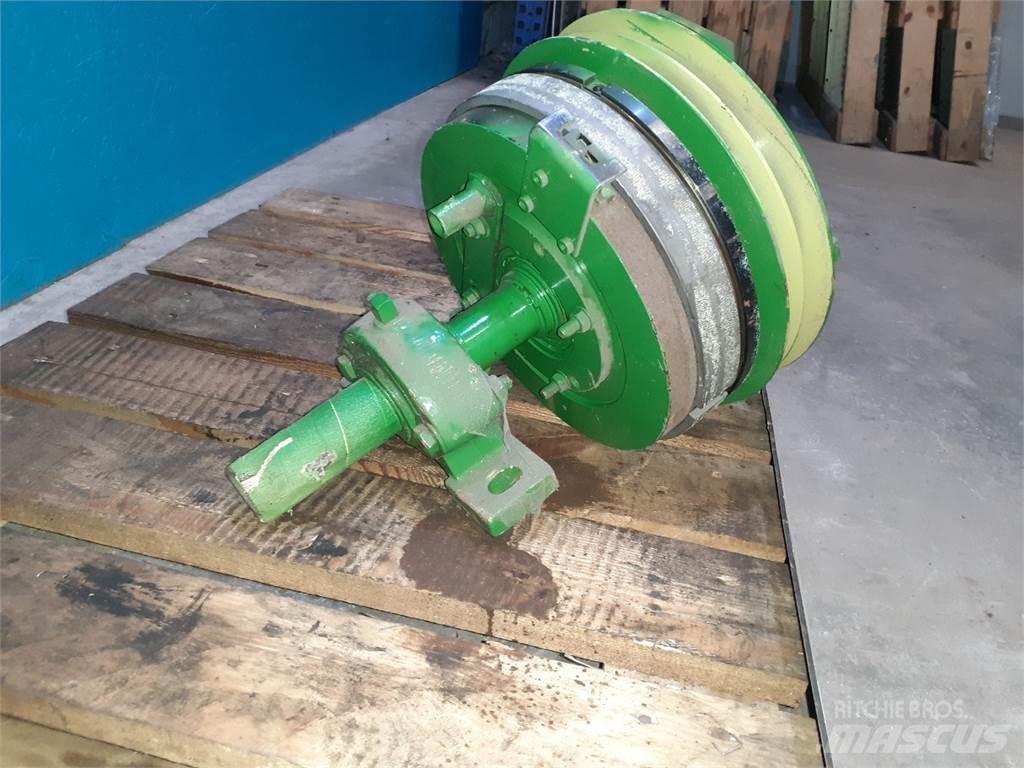 John Deere 1075 Combine Attachments