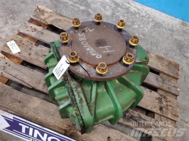 John Deere 1085 Combine Attachments
