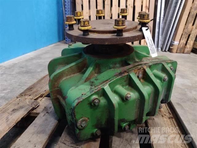 John Deere 1085 Combine Attachments