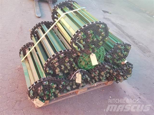 John Deere 1085 Combine Attachments