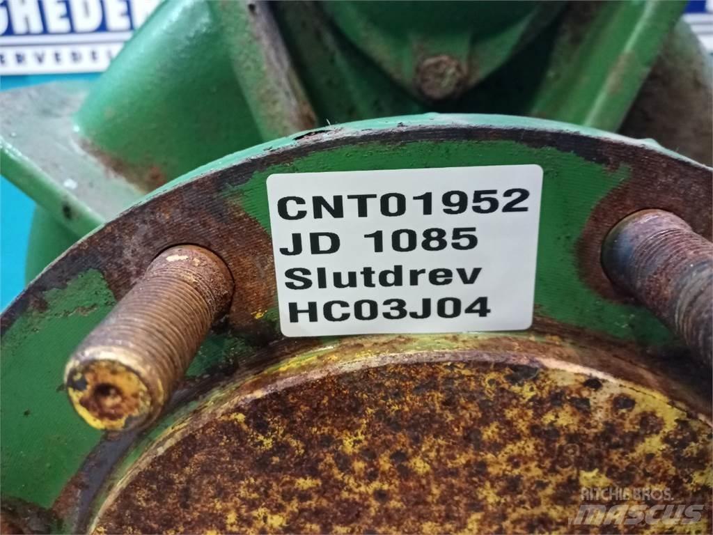 John Deere 1085 Combine Attachments