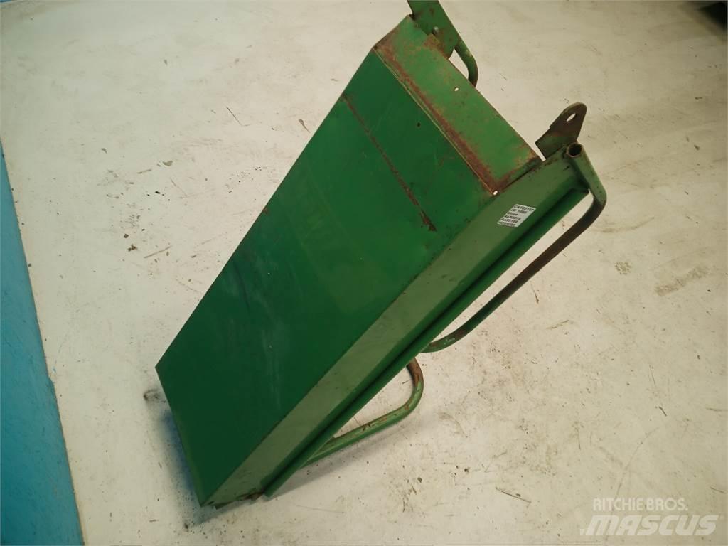 John Deere 1085 Farm Equipment - Others