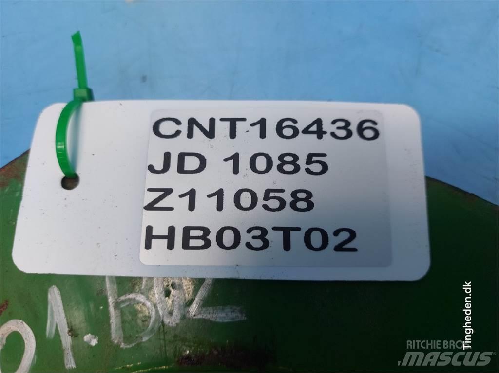 John Deere 1085 Sand And Salt Spreaders